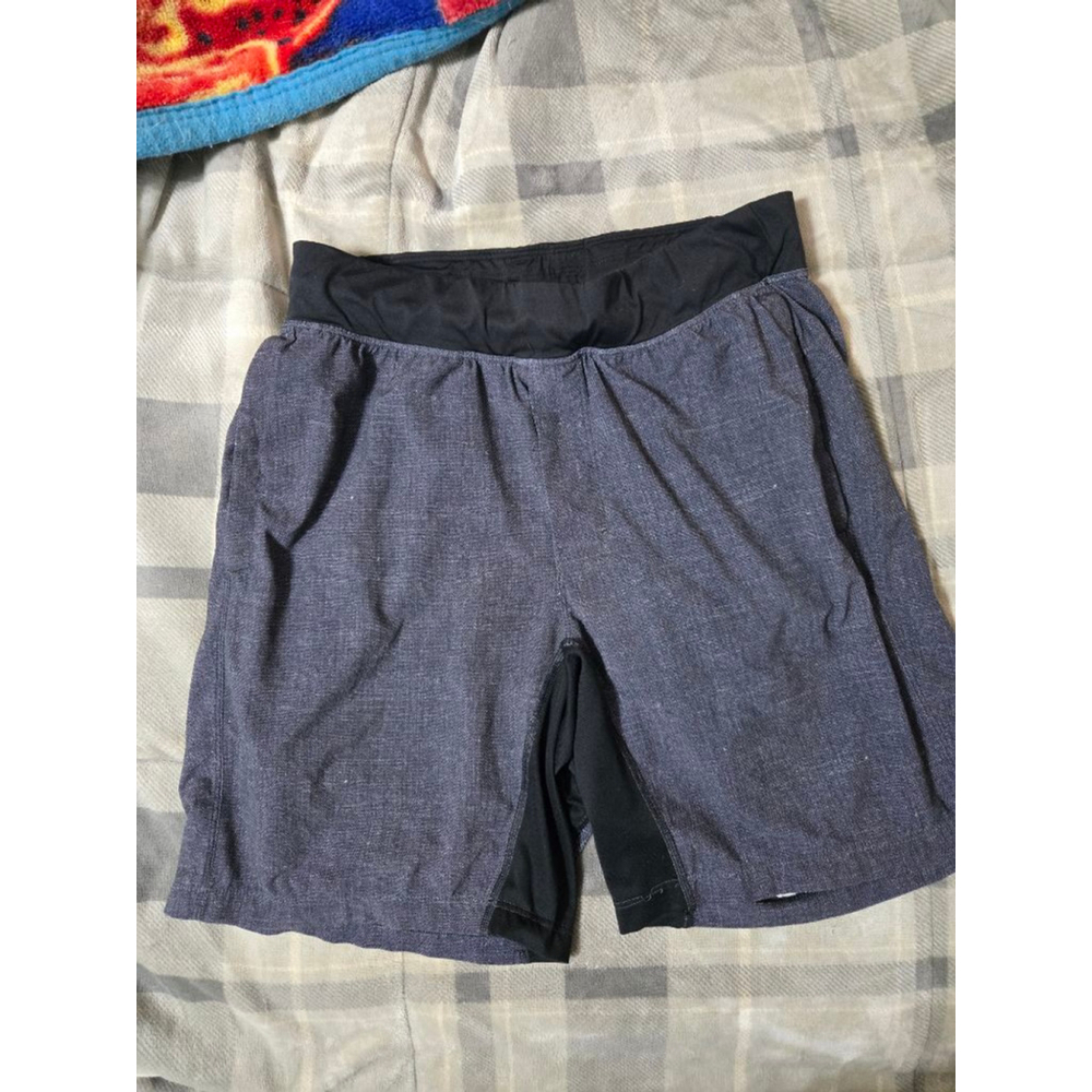 Men's Lululemon Athletic Shorts M Gray Black